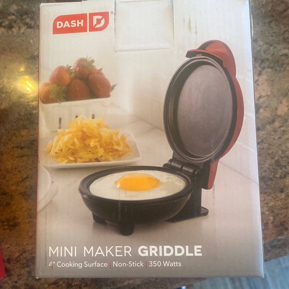 DASH Mini Maker Griddle - Picture 2 of 3